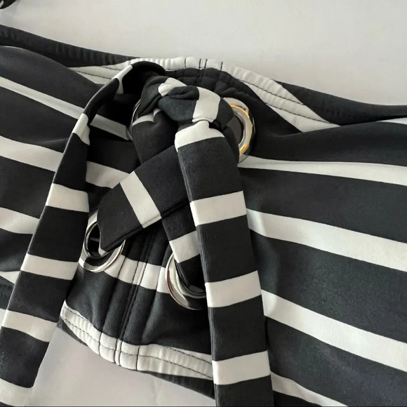 Michael Michael KORS swim top size XS - Picture 3 of 6